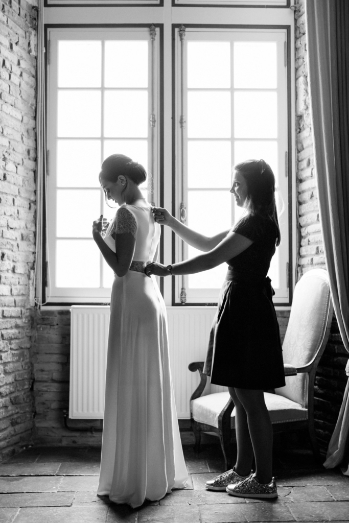 Mariage thème Harry Potter wedding planner havillant la mariée photo en noir et blanc
